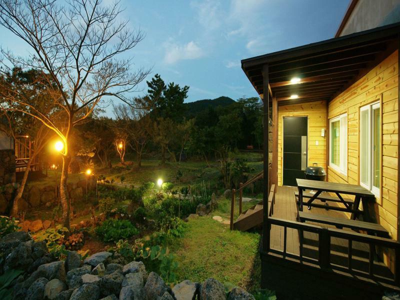 Gotjawal Geomunoreum Pension Čedžu Exteriér fotografie